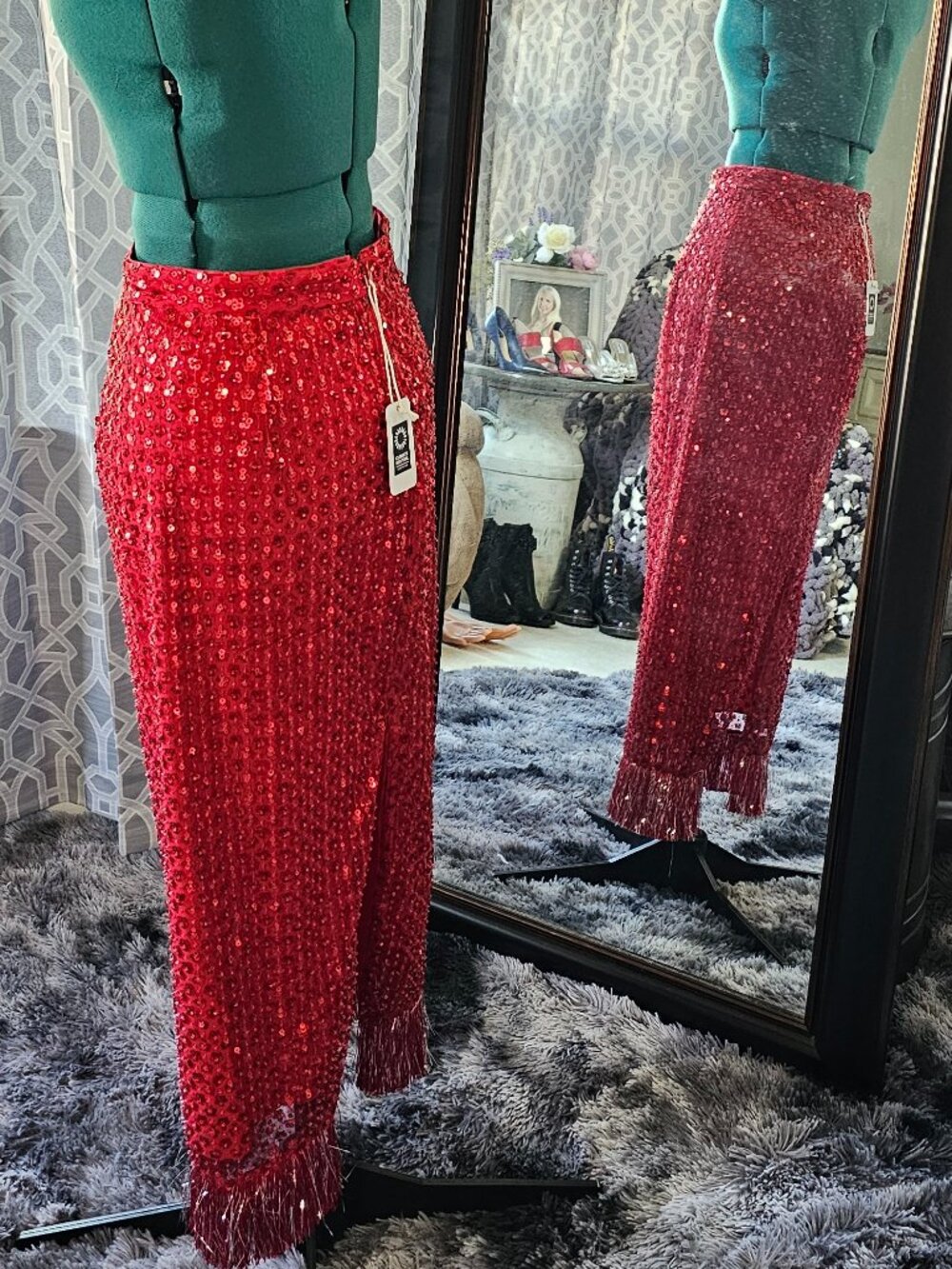 Saylor Red Sequin Fringe Midi Skirt – Size S NWT - Picture 2 of 7